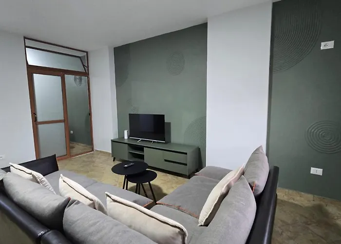 Tirent Apartment-one Bedroom ティラナ